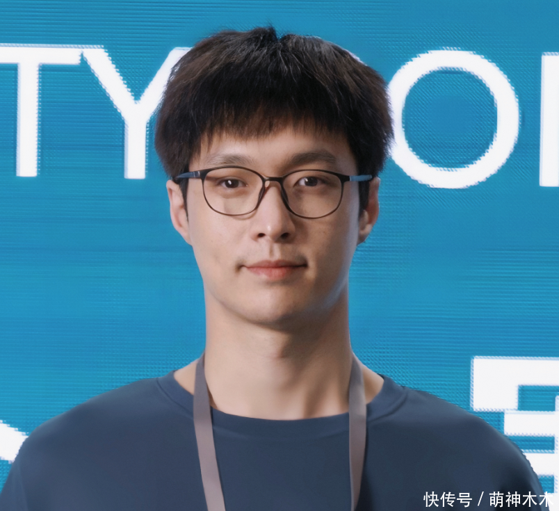 包含关键时刻荷甲传出新动向，洛杉矶快船单刀错失，管理层表态：质疑声仍在，阵容厚度经受考验的词条